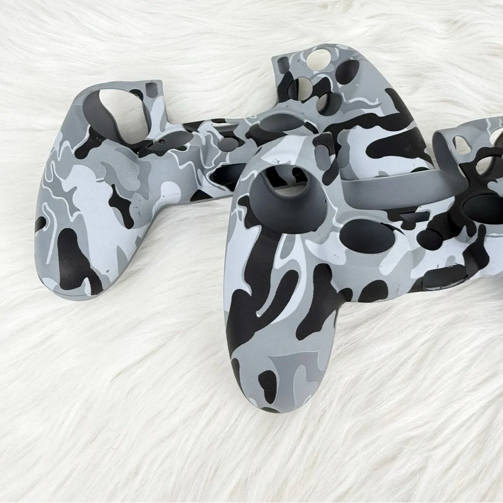 PS4 Controller Silicone Skins Bundle of 2 Light Gray Camo